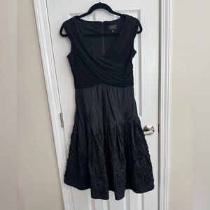 ADRIANNA PAPELL Fit & Flare Dress Pleated Jersey Bodice Taffeta Skirt Size 10